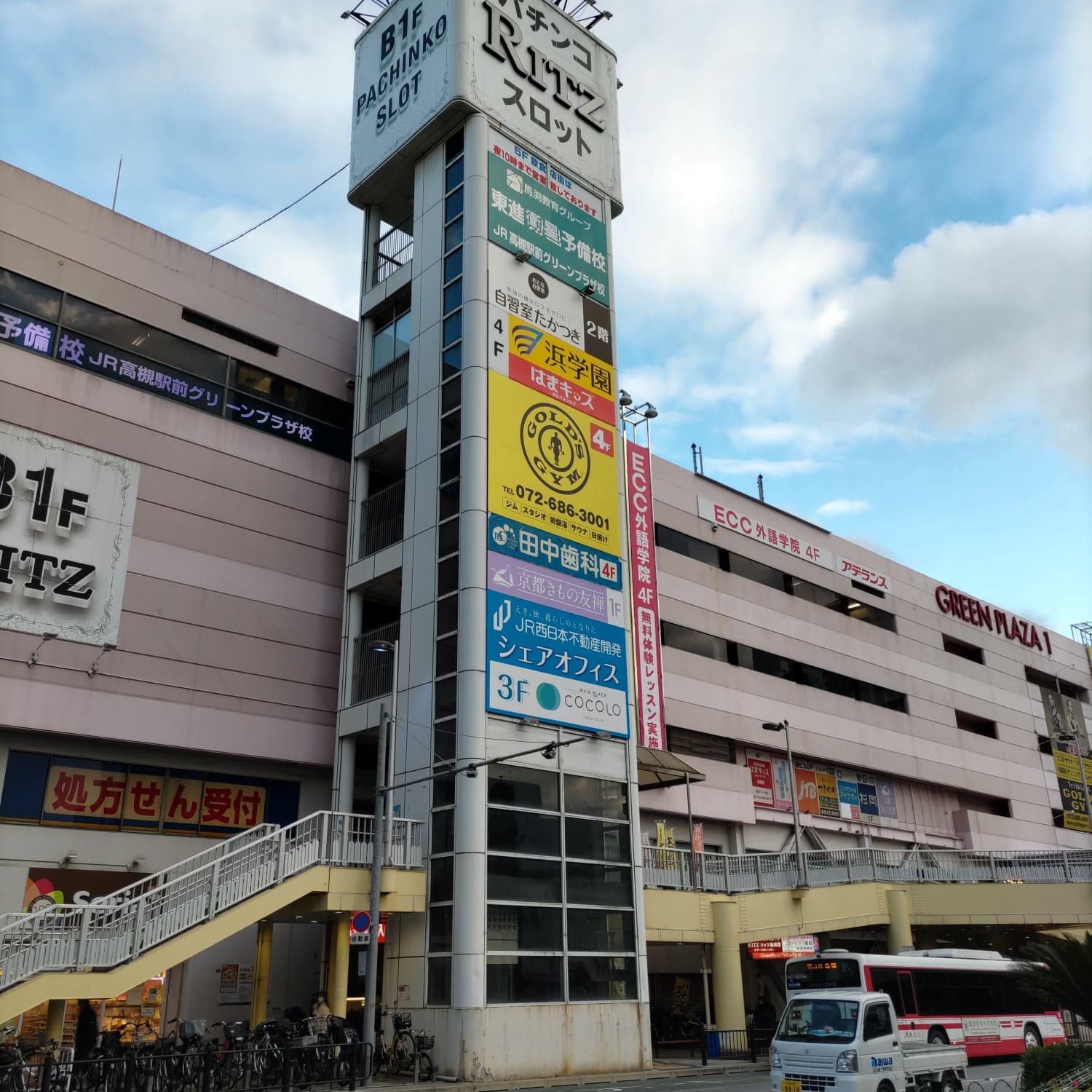 ゴールドジム高槻大阪の施設写真