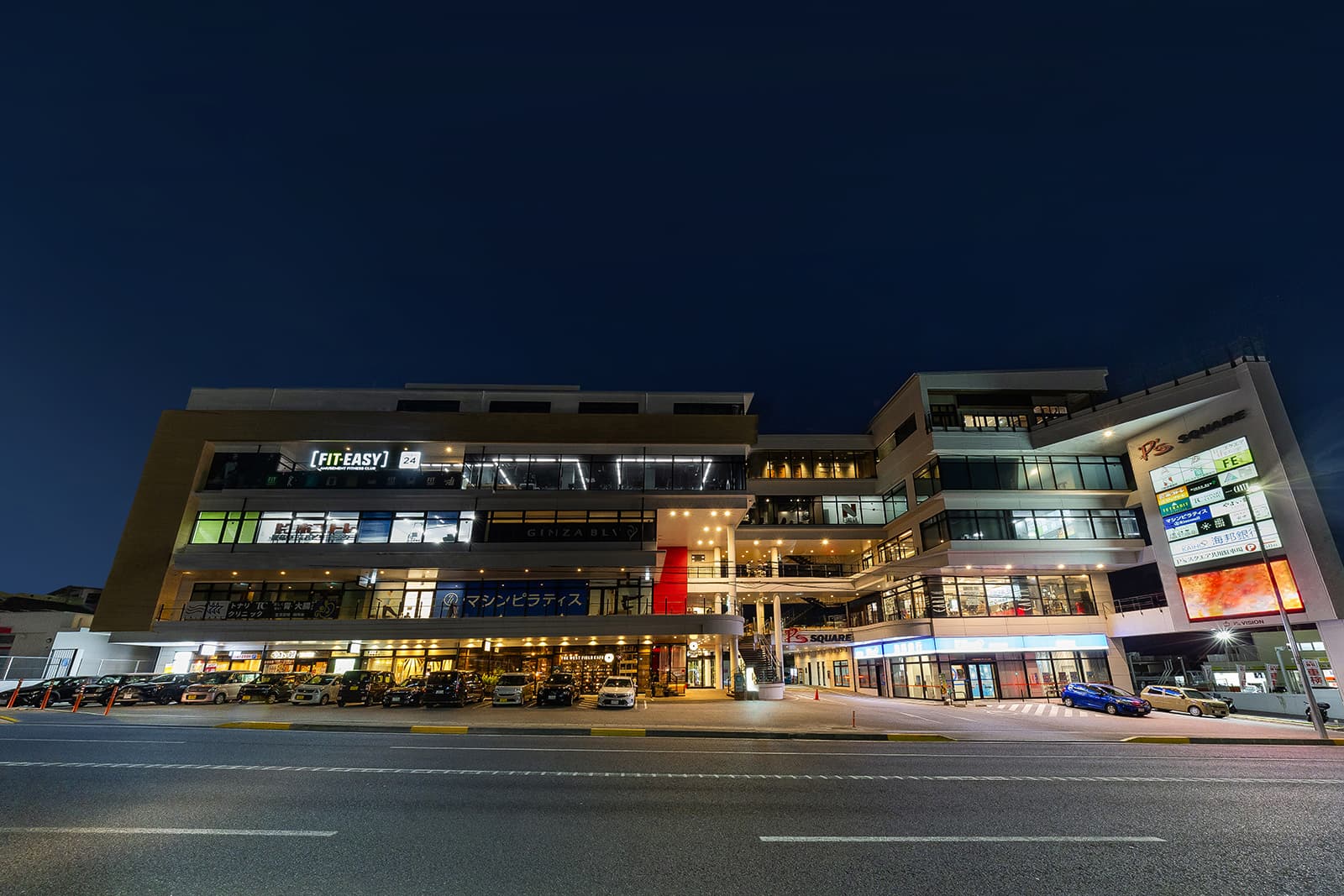 ピーズスクエア浦添店 店舗写真 2