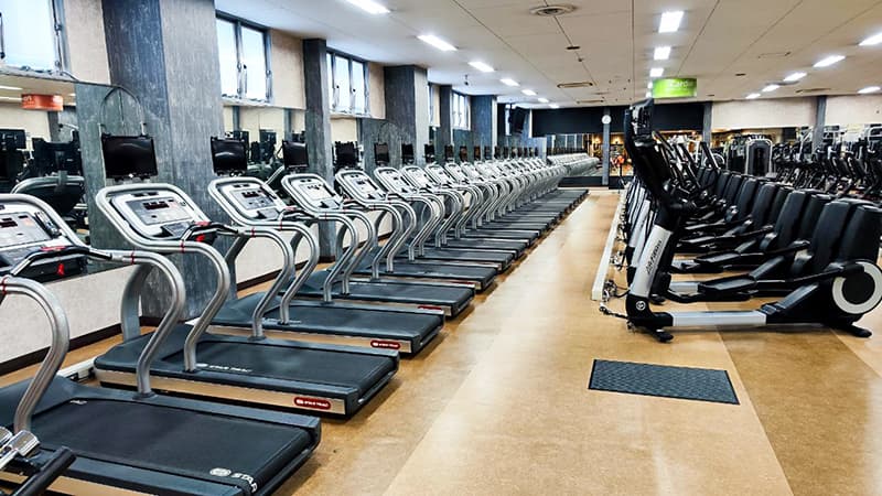 ティップネス国領の施設写真