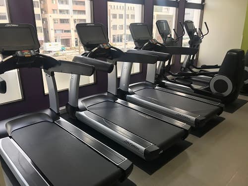 箕面船場店 店舗写真 2