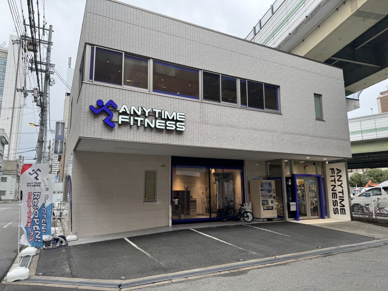 エニタイムフィットネス 堺筋本町店の施設写真