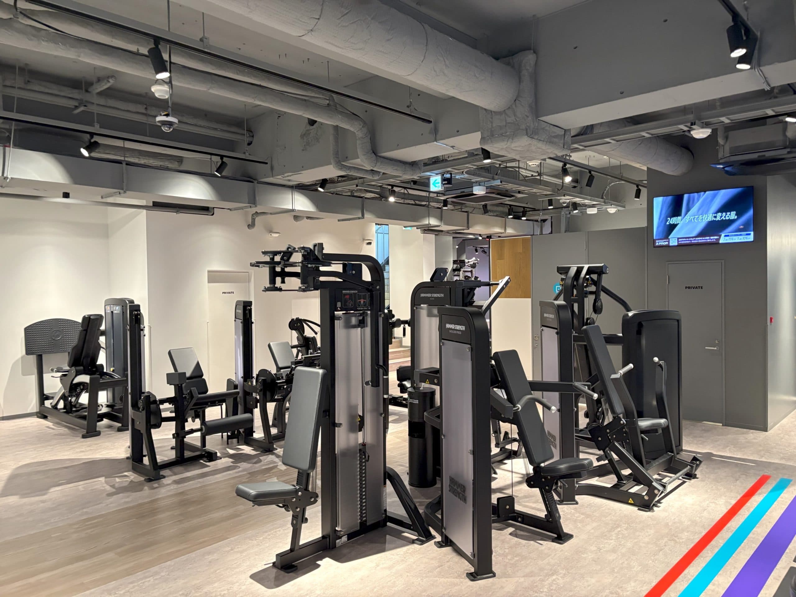 Anytime Fitness 心斎橋店 gym facility