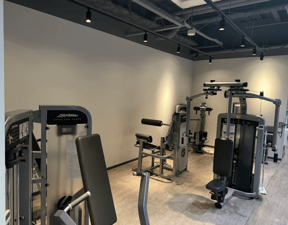 Anytime Fitness 横濱鶴見店