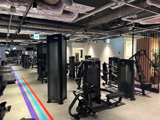 Anytime Fitness 大名店