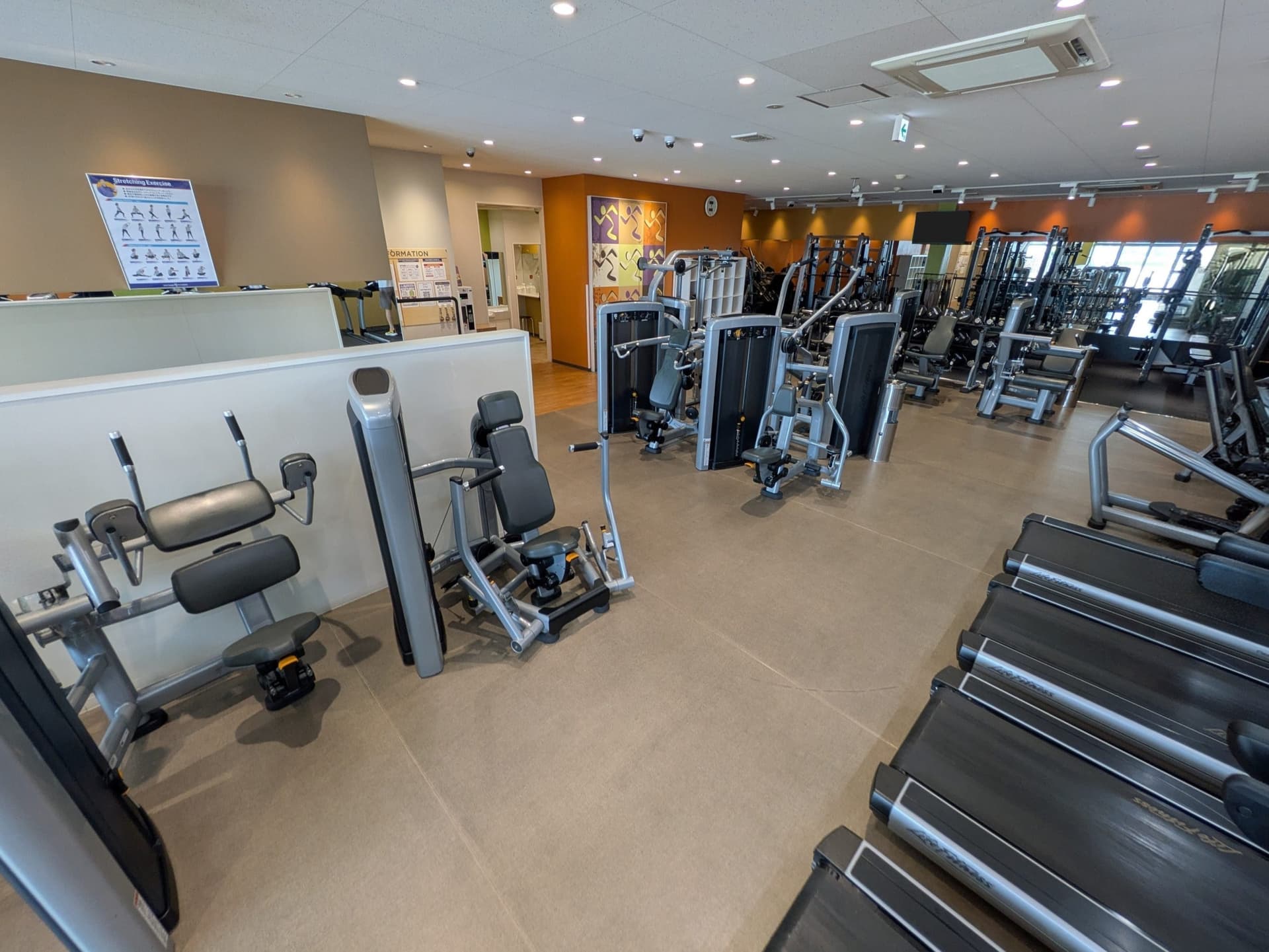 Anytime Fitness 松山久米店的设施照片