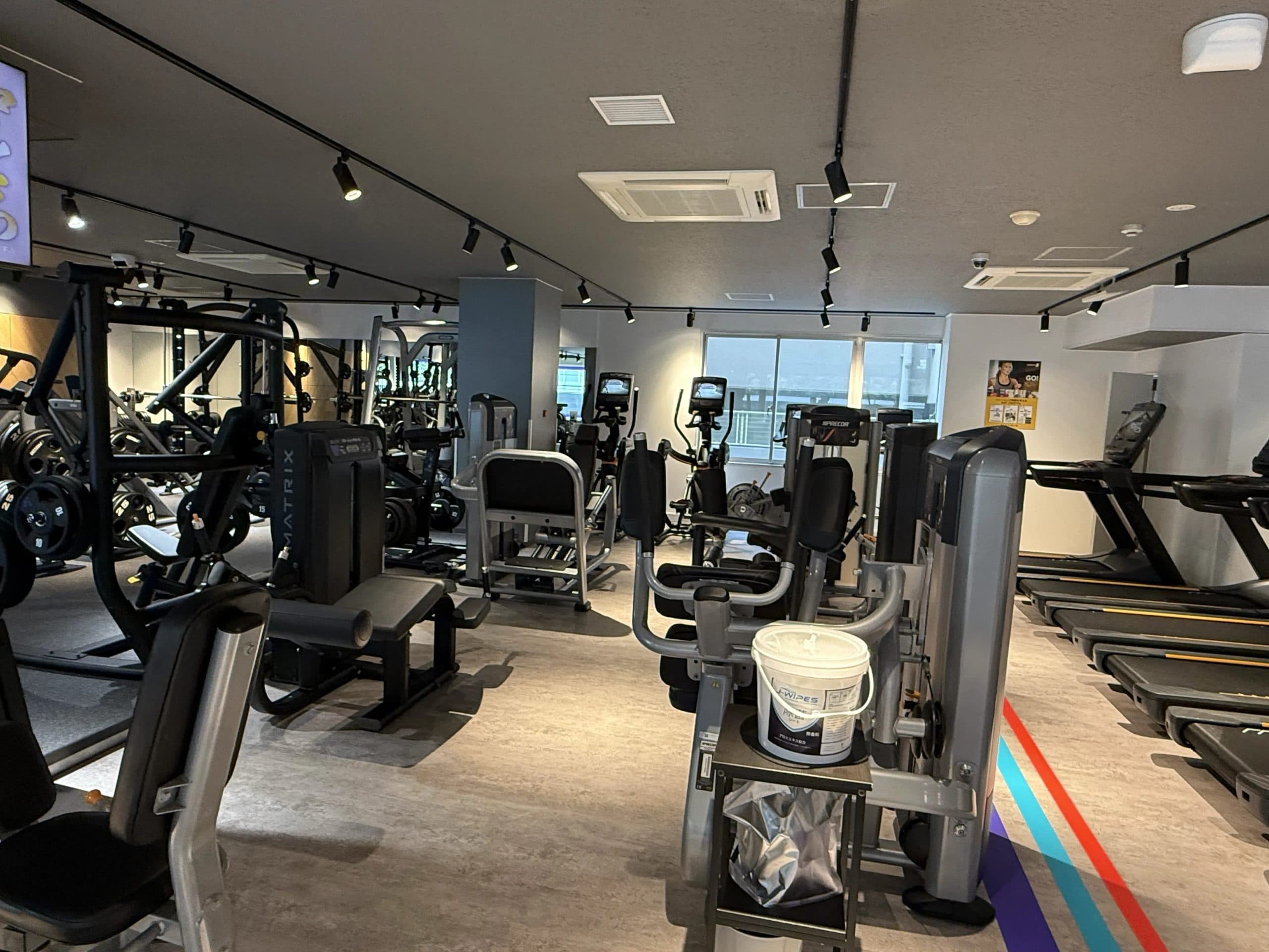 阪急塚口駅前店 店舗写真 2