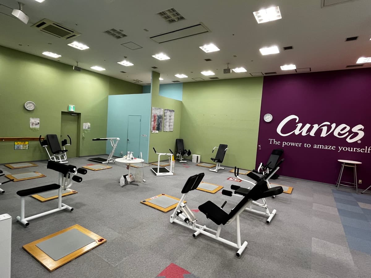 カーブスイオン広島宇品 店舗写真 2