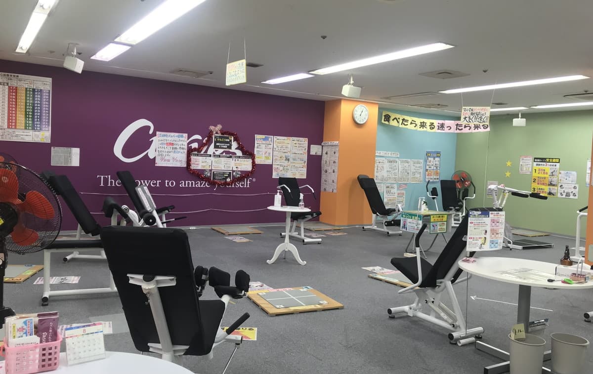 カーブスパレマルシェ東郷 店舗写真 2
