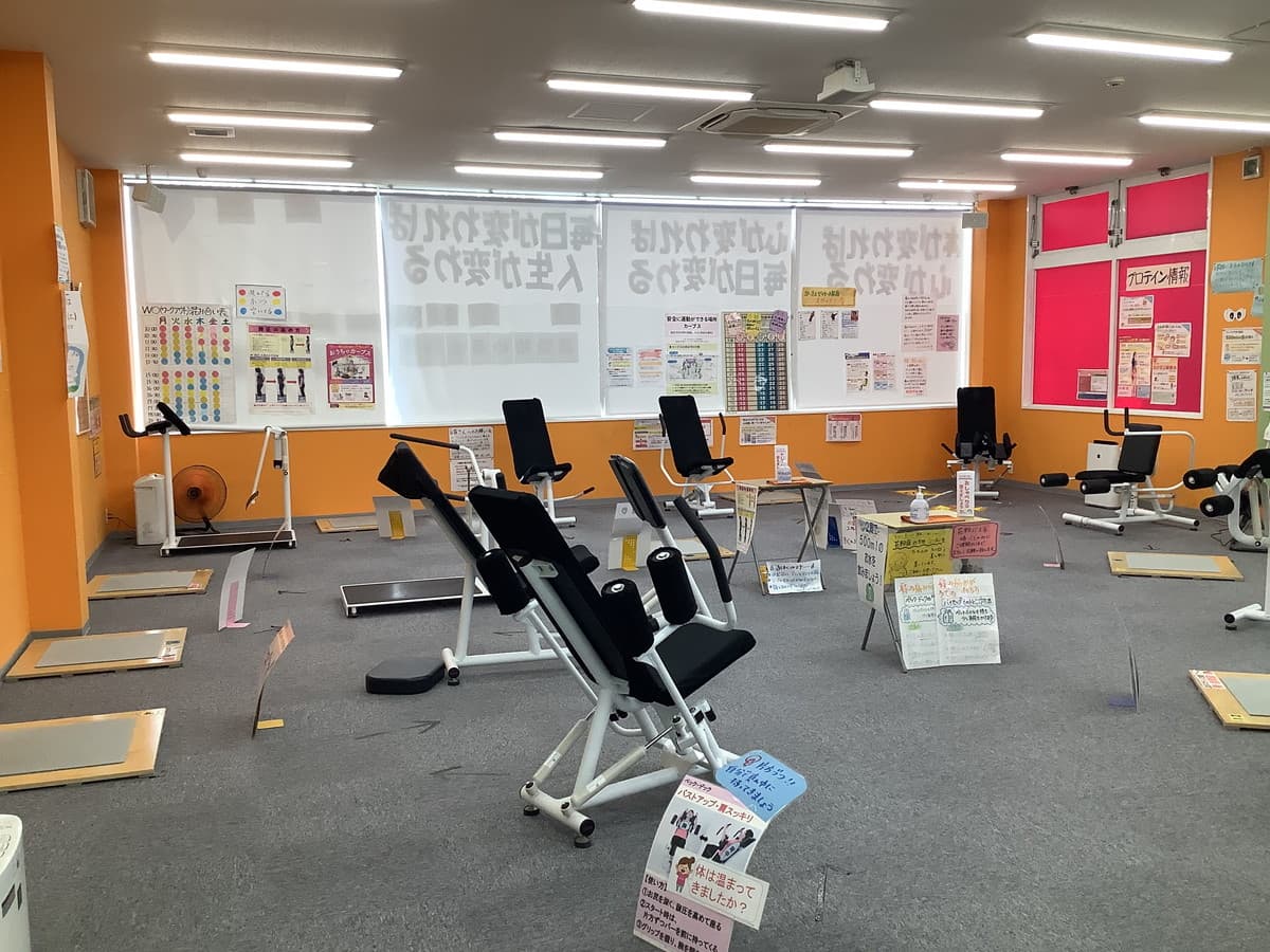 カーブスヤマト小泉 店舗写真 2