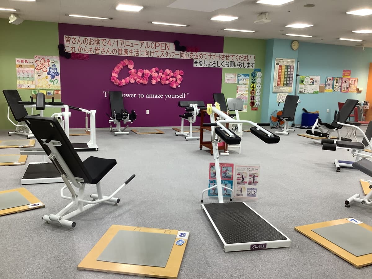 カーブスヤマナカ岡崎北 店舗写真 2