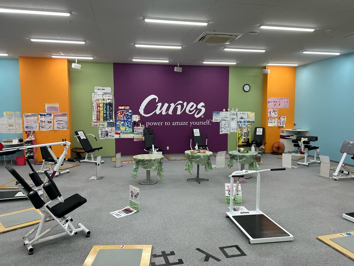 カーブスフジグランナタリー 店舗写真 2
