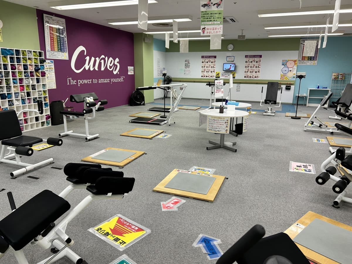 カーブスマルエツ稲毛 店舗写真 2