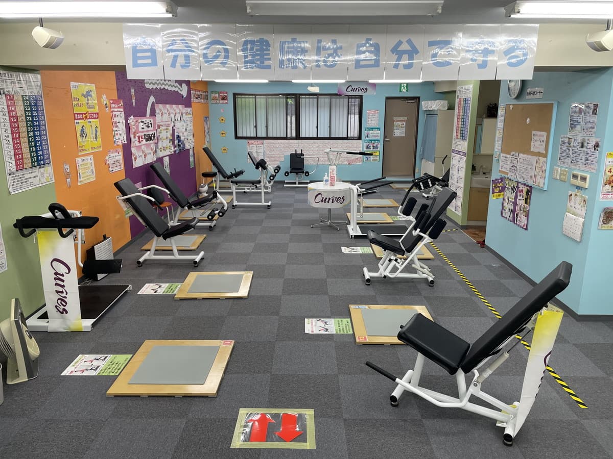 カーブス横浜吉野町 店舗写真 2