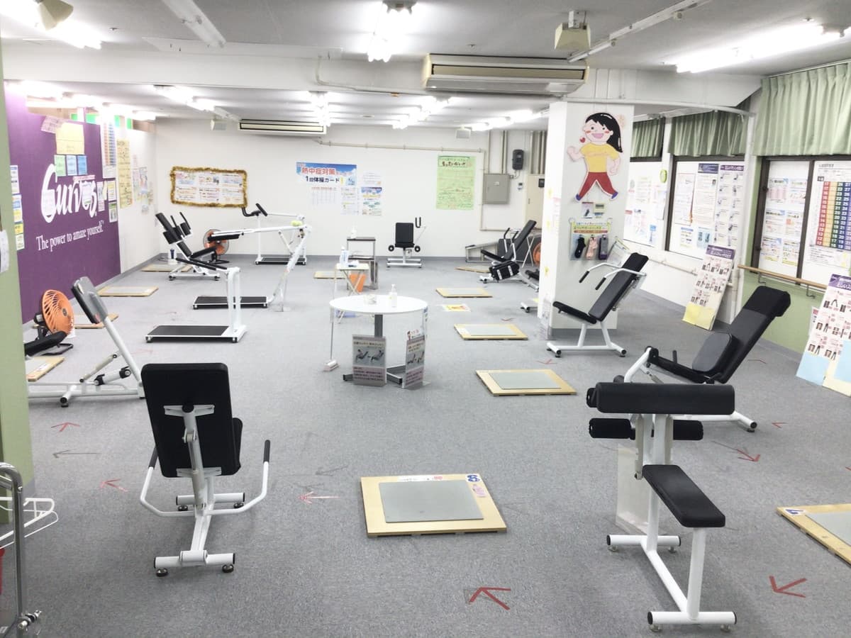 カーブスサンエーつかざんシティ 店舗写真 2