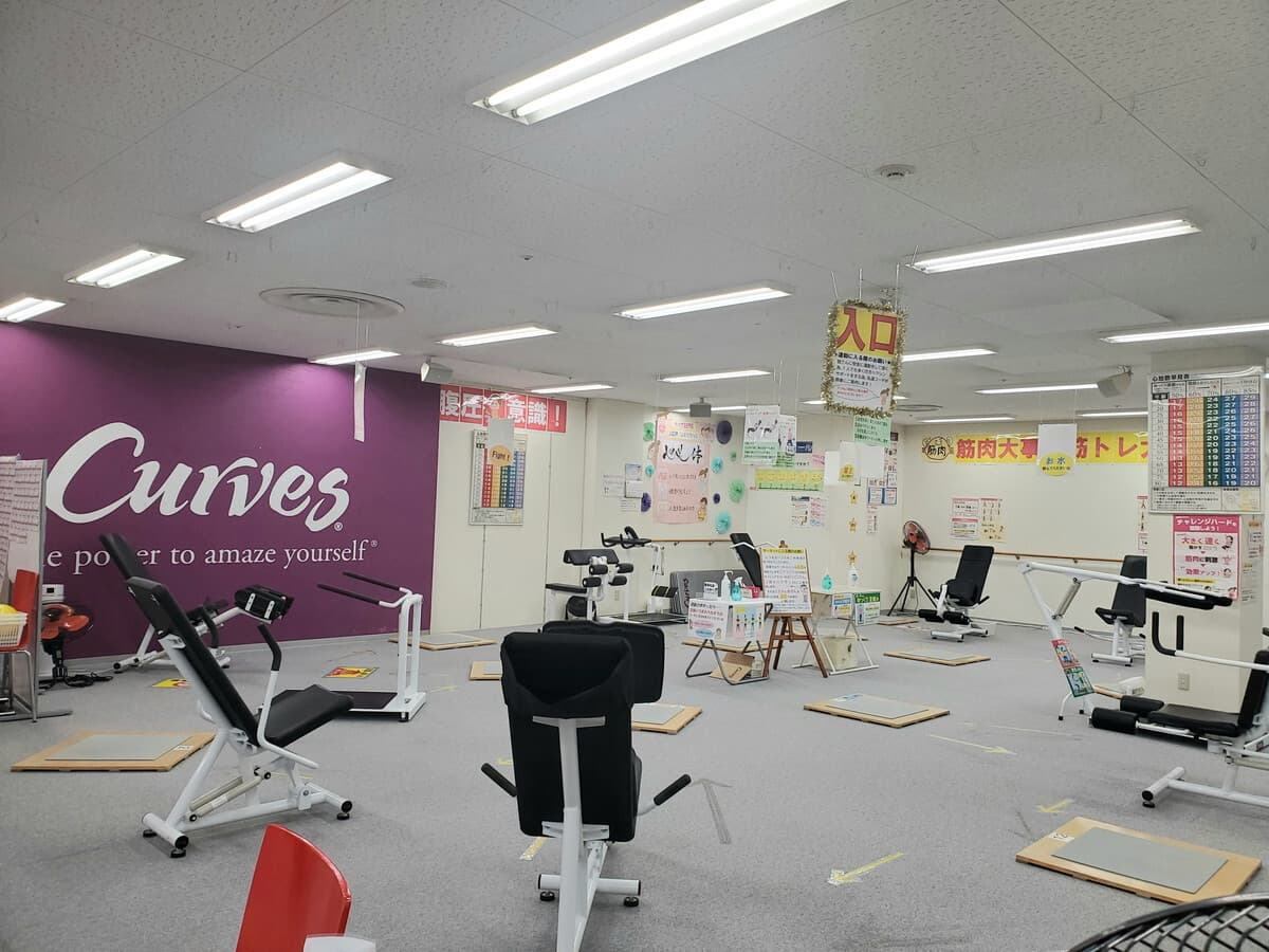 カーブスサンリブ五日市 店舗写真 2