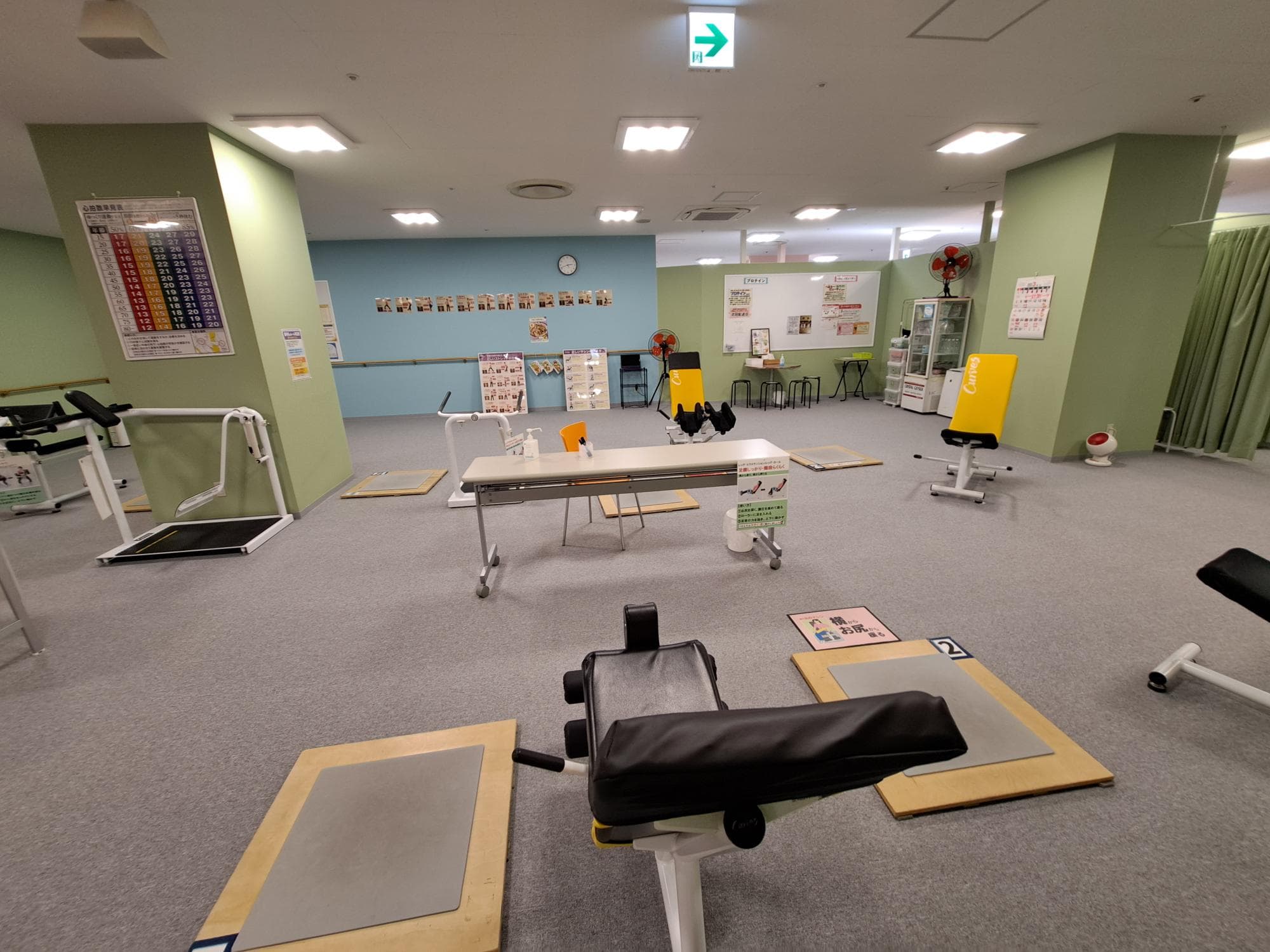 カーブスココリア多摩センター 店舗写真 2