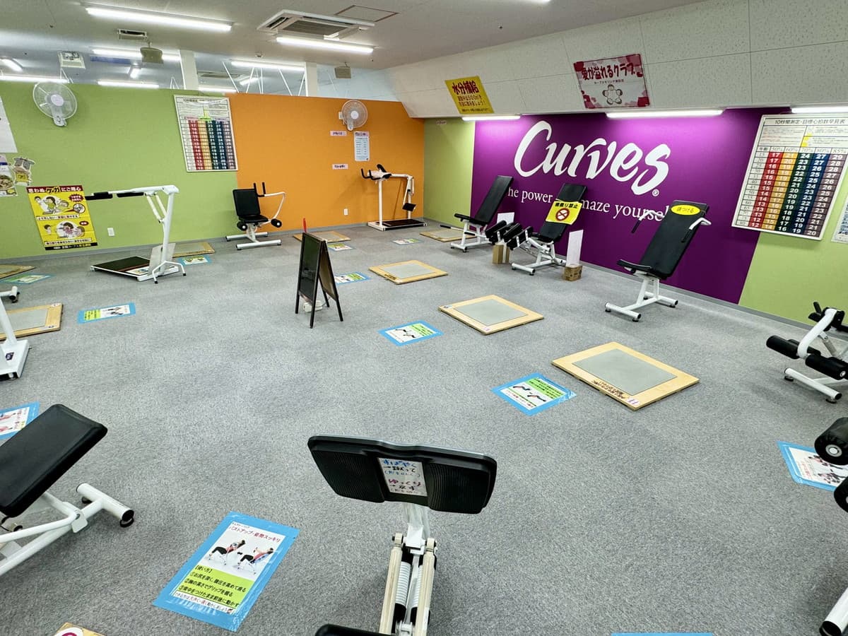 カーブスロハル津田沼 店舗写真 2