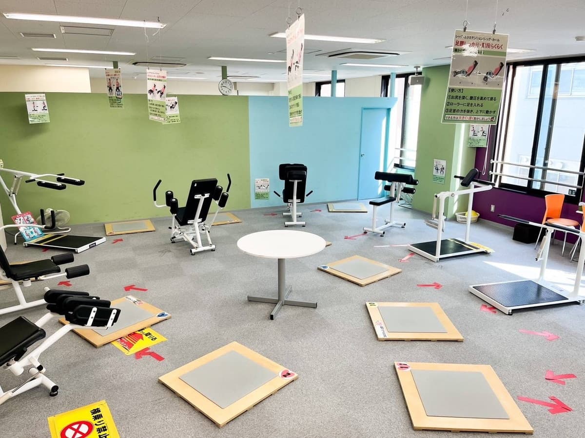 カーブス東北大学加齢研スマートエイジング・スクエア 店舗写真 2