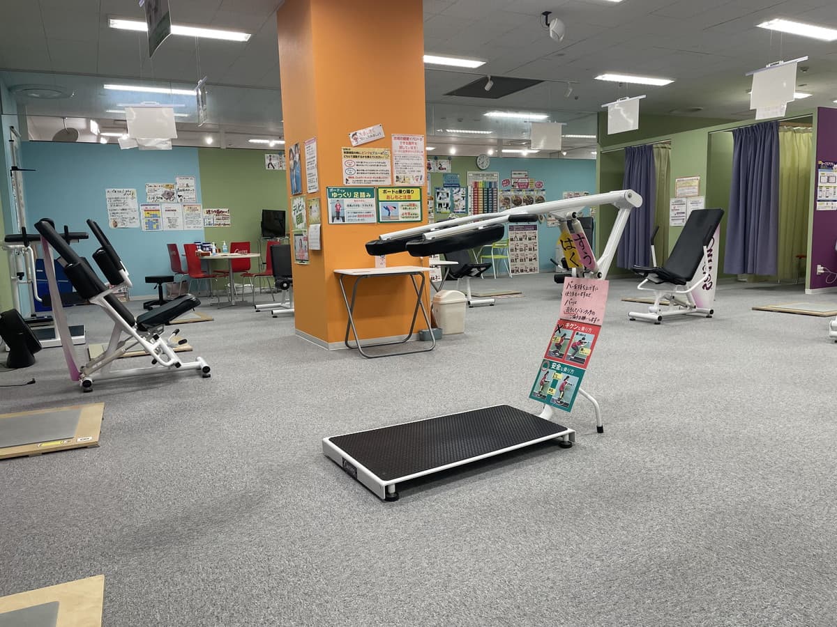 カーブスイオン大野城 店舗写真 2
