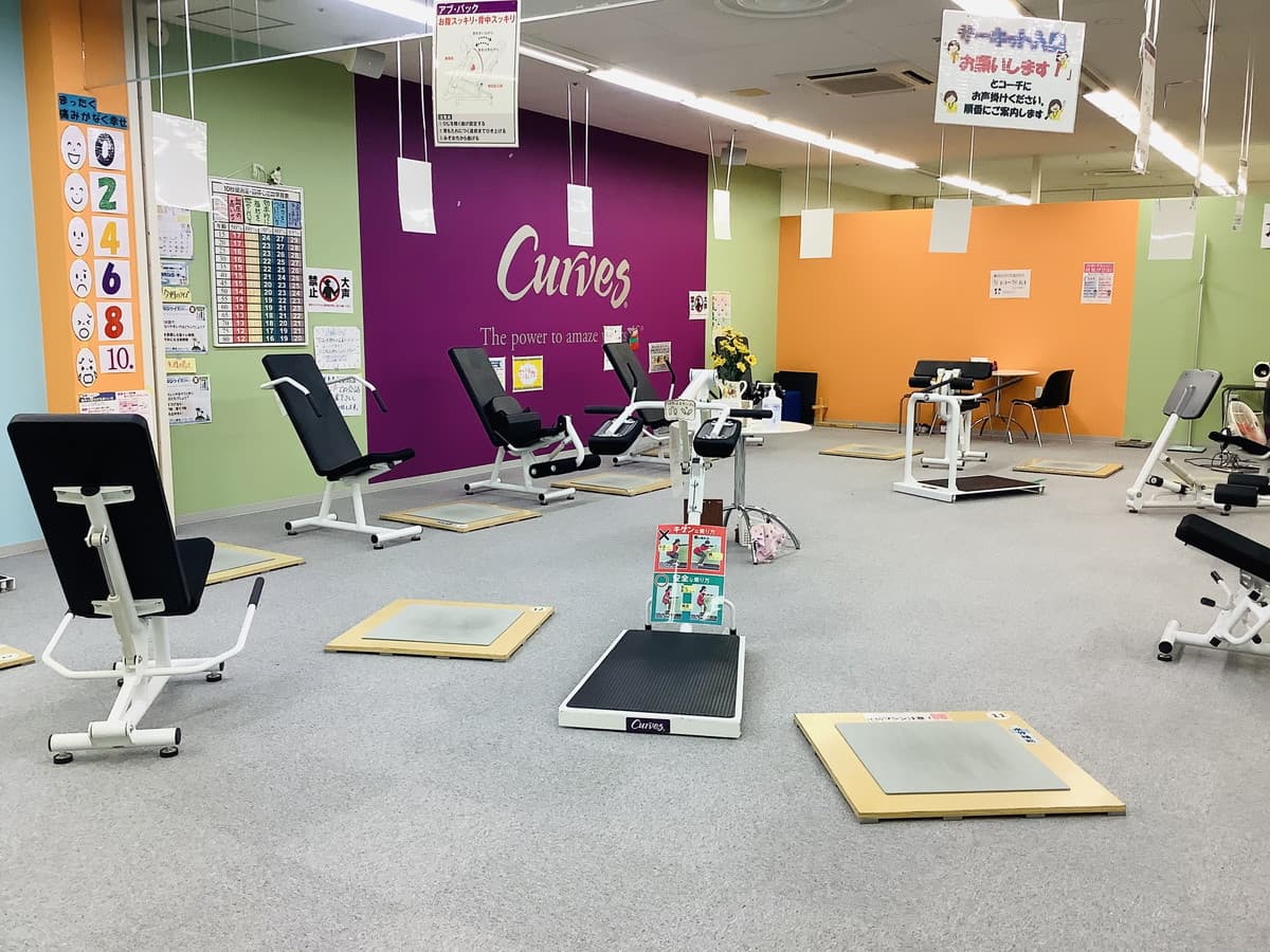 カーブスピアゴ佐屋 店舗写真 2