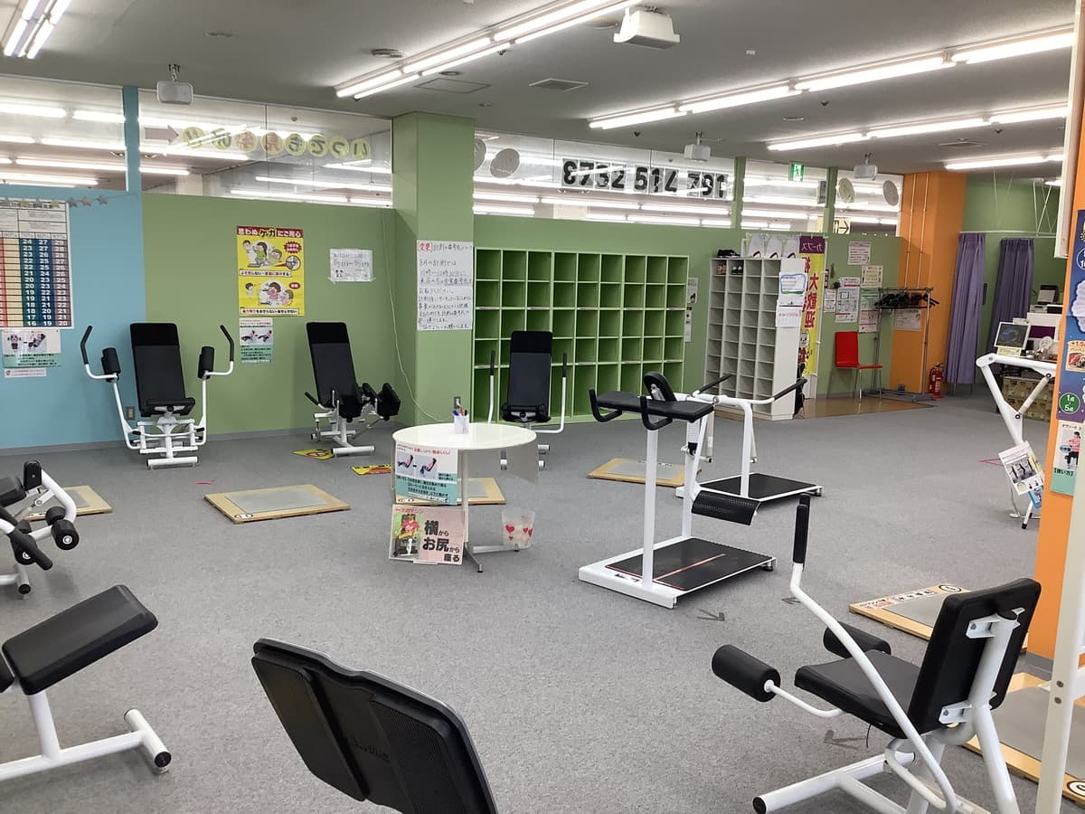 カーブス庭瀬 店舗写真 2