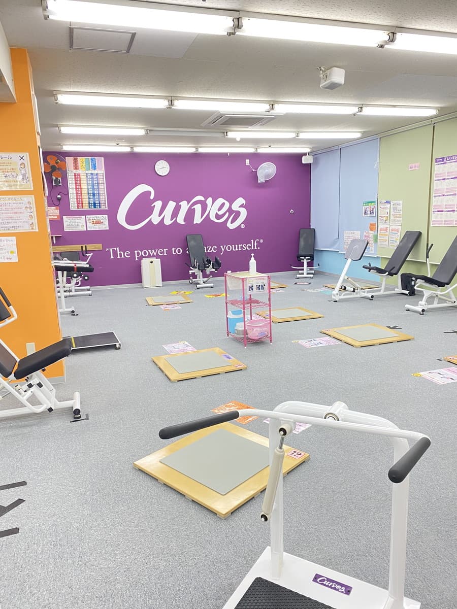 カーブスパレマルシェ中村 店舗写真 2