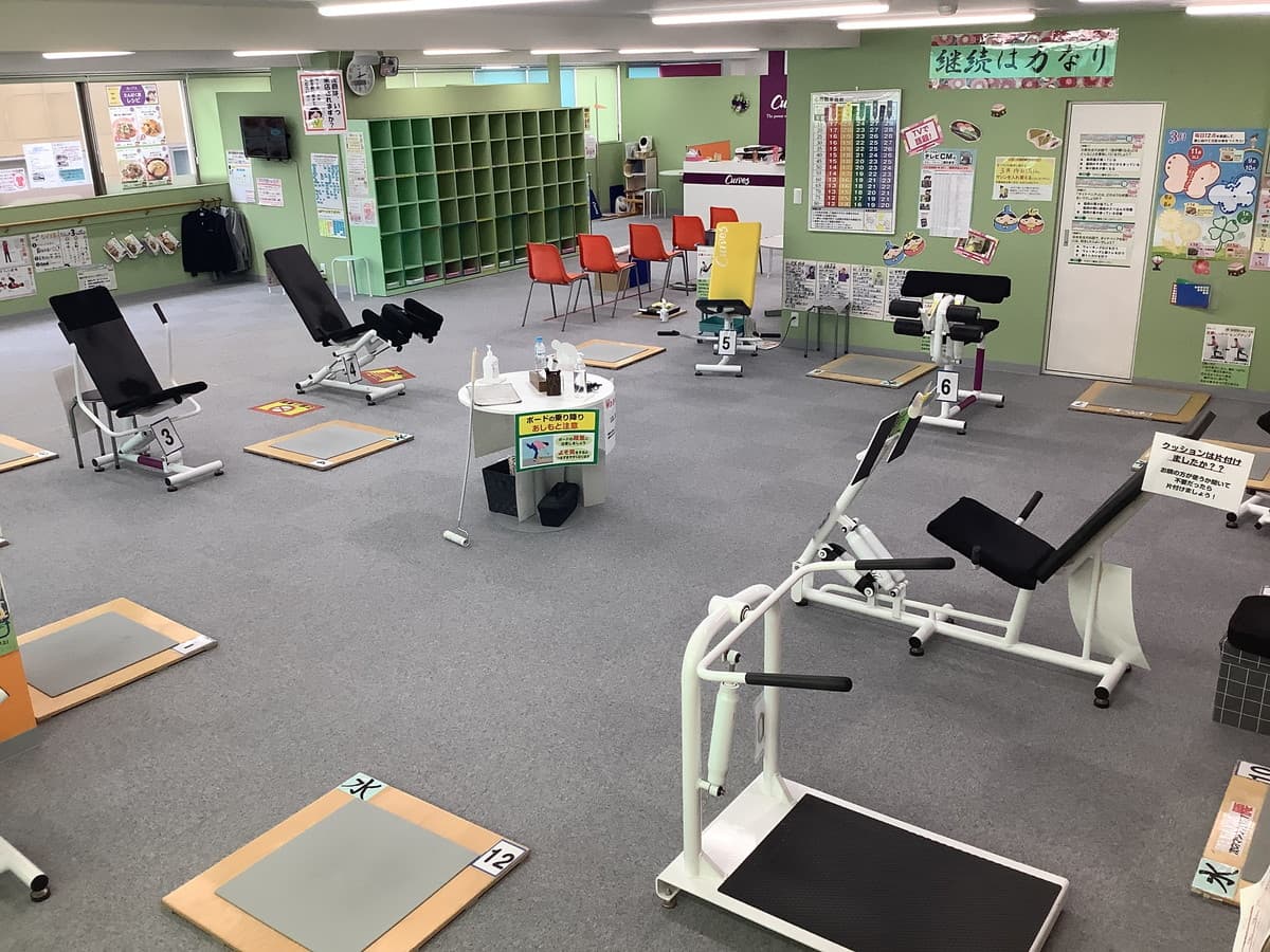 カーブス高幡不動 店舗写真 2