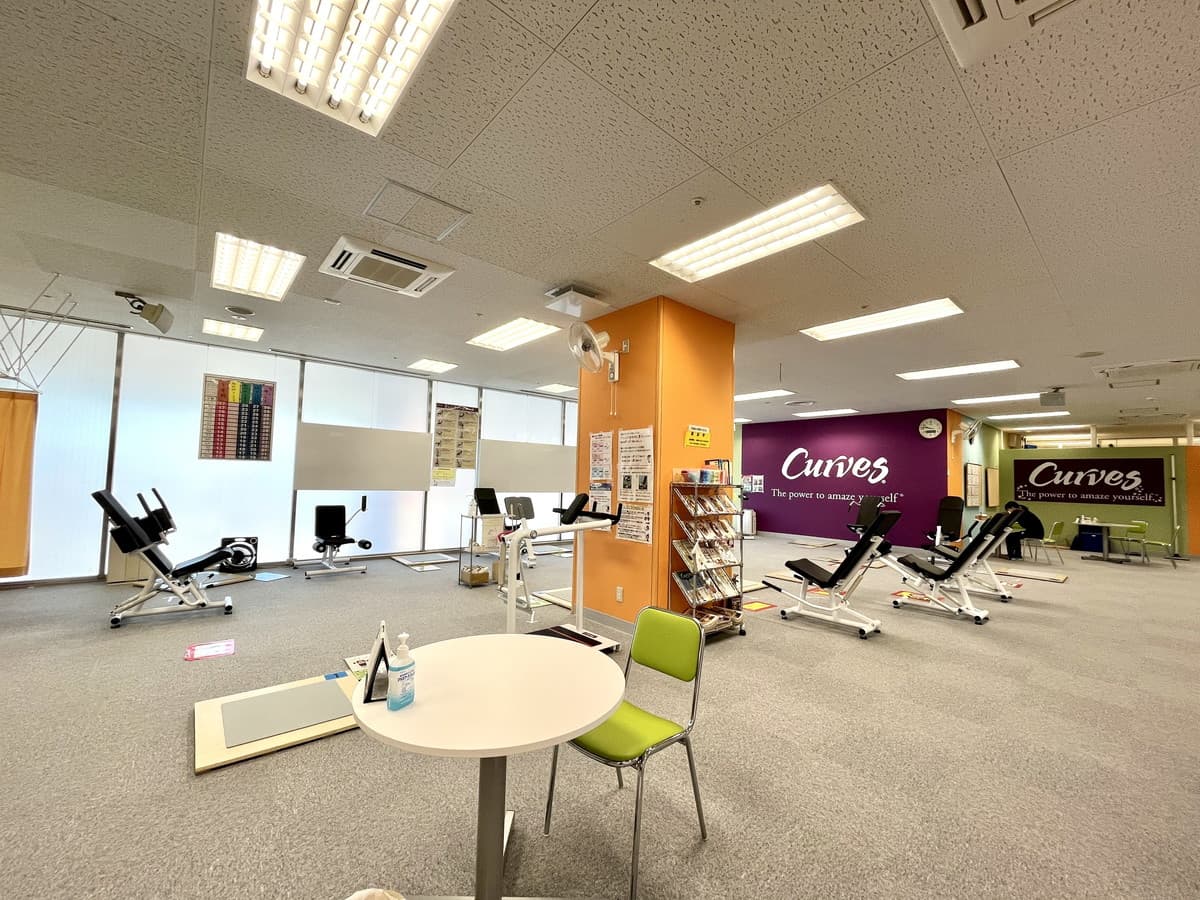 カーブス古河雷電町 店舗写真 2