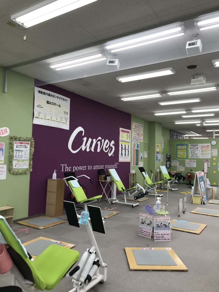 カーブスアルプラザ木津 店舗写真 2