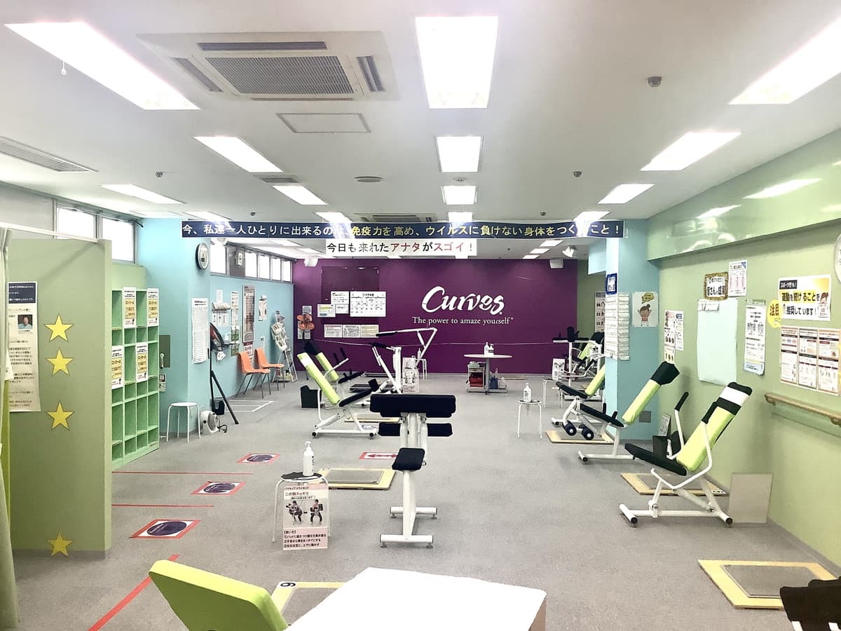 カーブスメルカードむこがわ 店舗写真 2