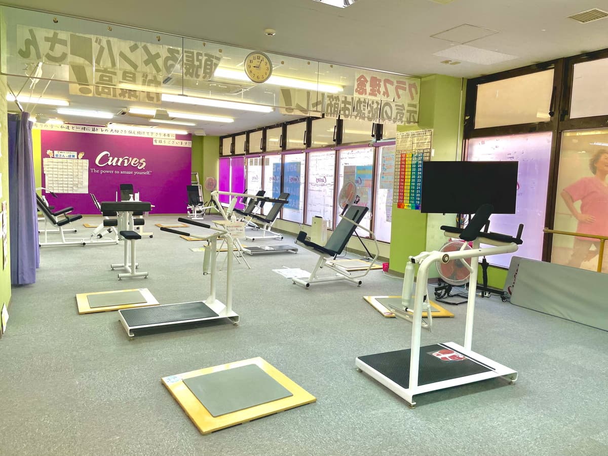 カーブスシーサイド小川 店舗写真 2