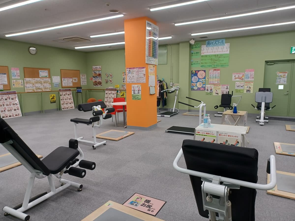 カーブスマックスバリュ泡瀬 店舗写真 2