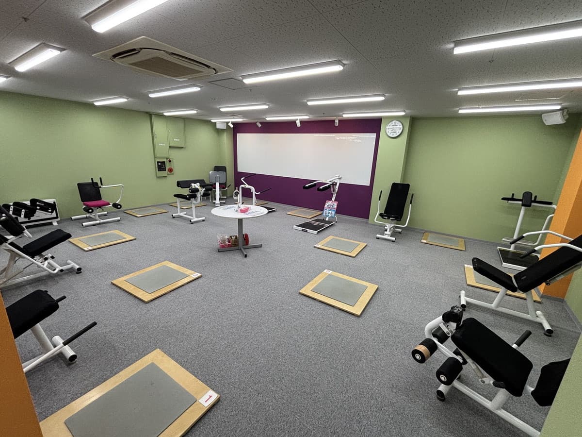 カーブス国立谷保 店舗写真 2