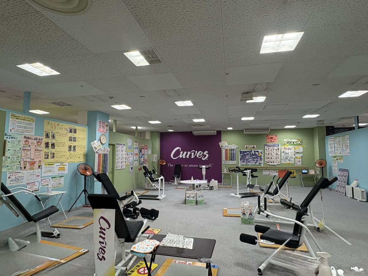 カーブスイオン上越 店舗写真 2