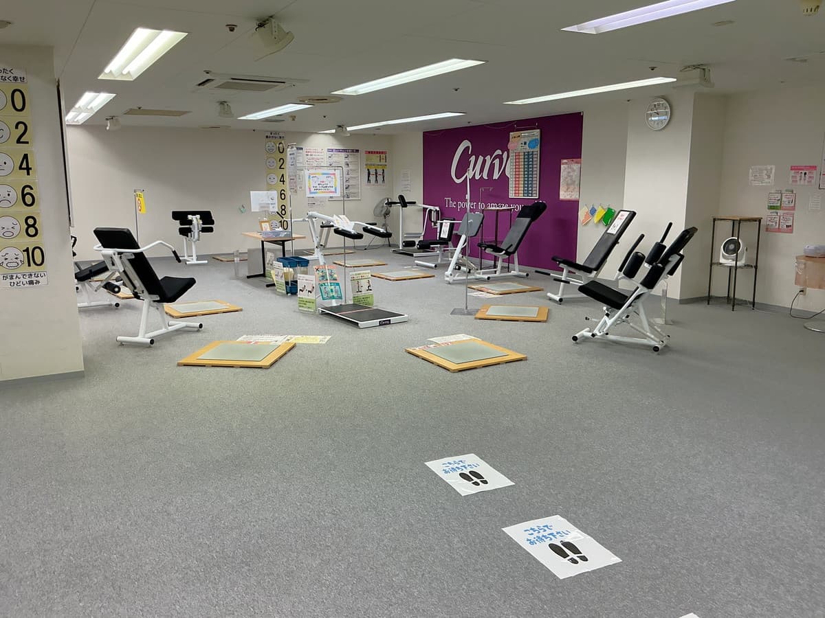 カーブスプラッセだいわ小林 店舗写真 2