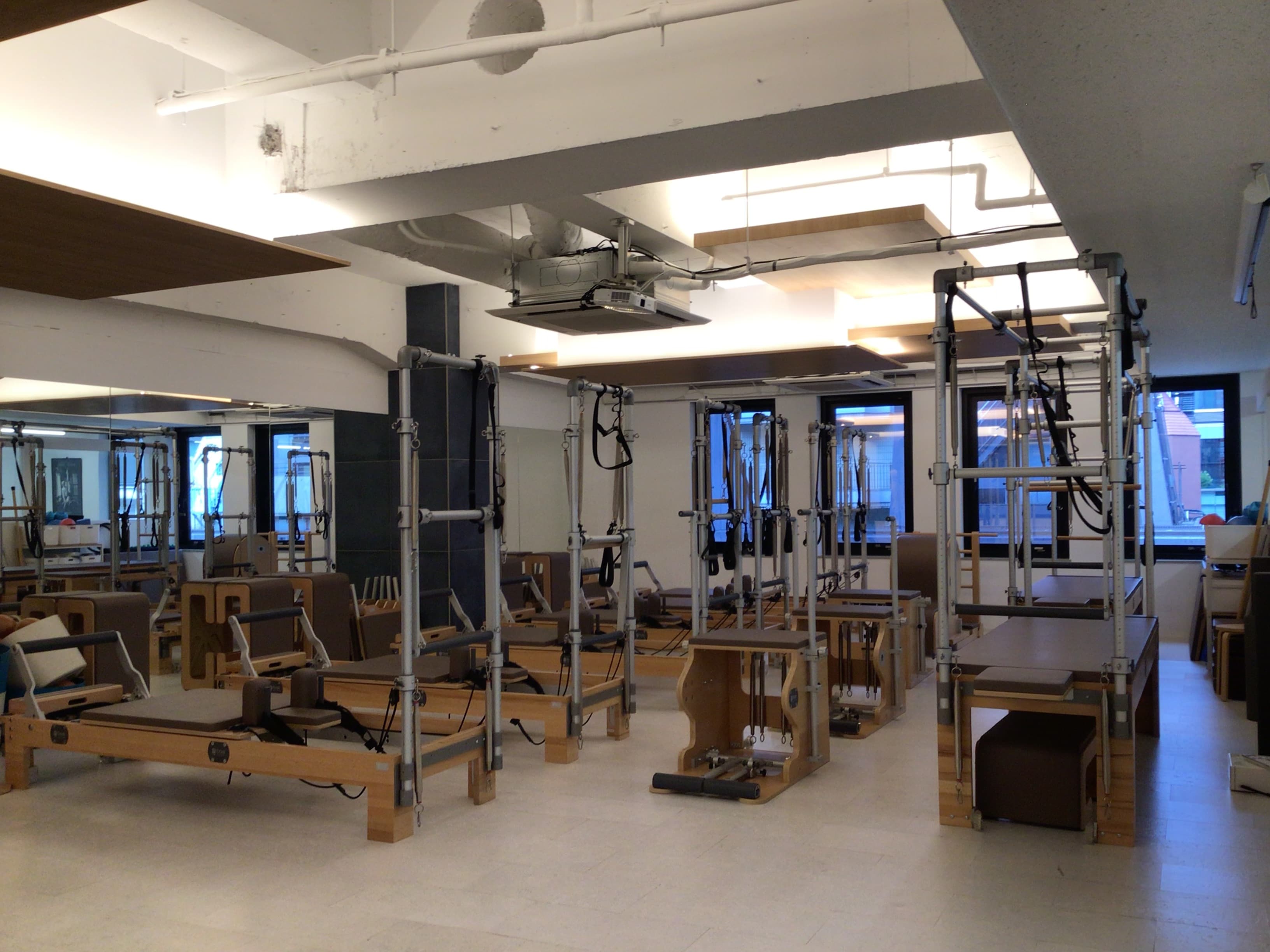 zen place pilates ピラティス 八重洲スタジオ 店舗写真 2