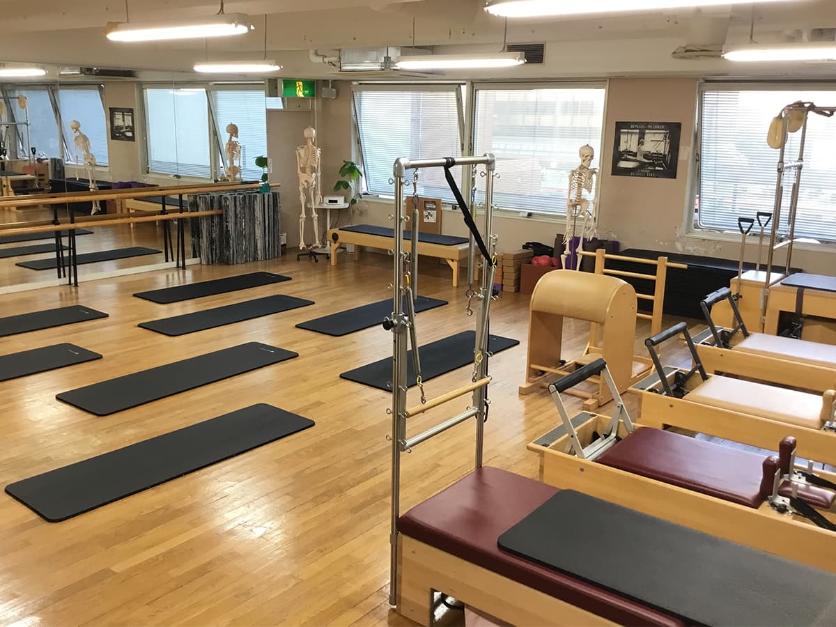 zen place pilates ピラティス 江坂スタジオ 店舗写真 2
