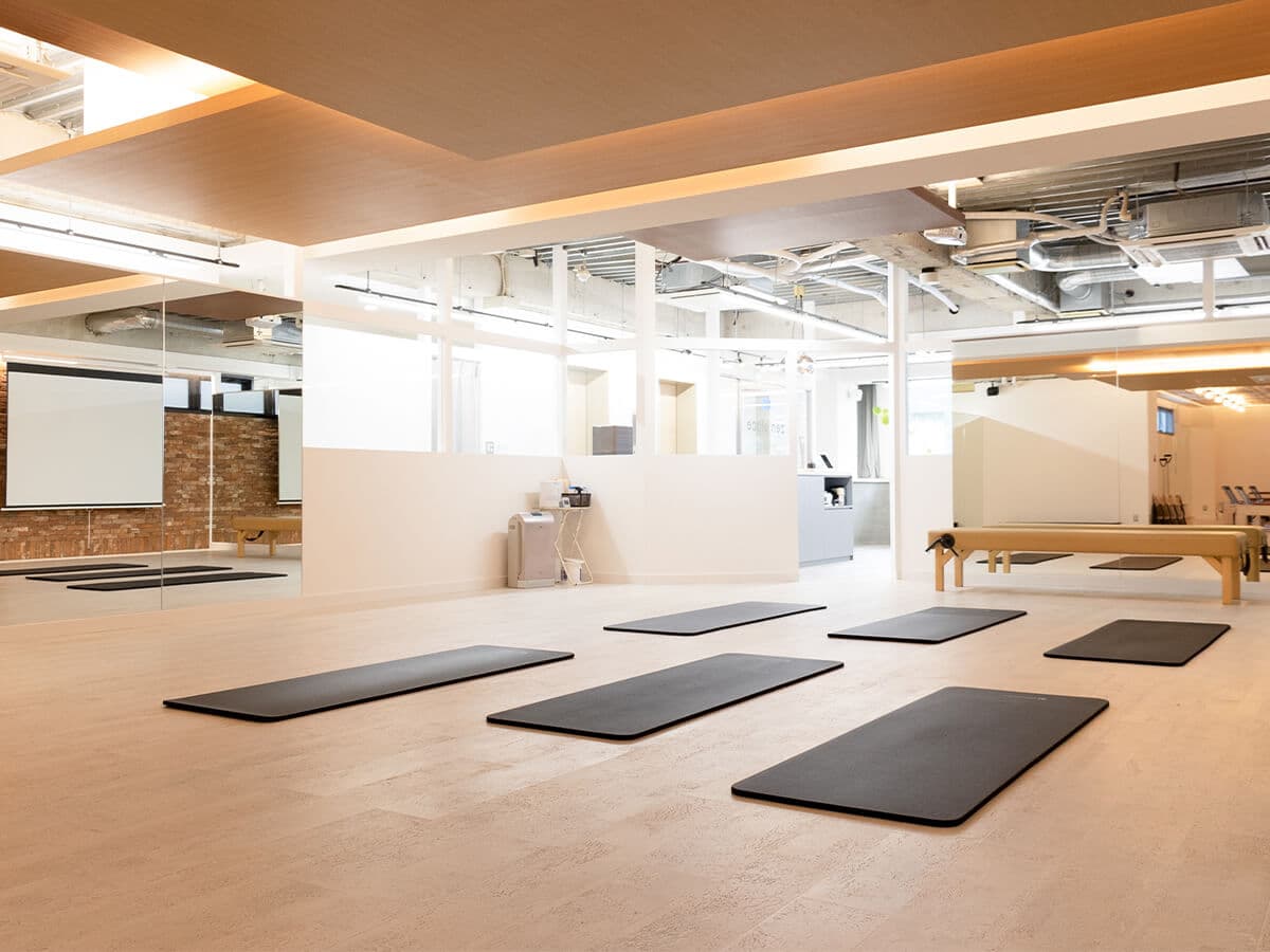 zen place pilates ピラティス 池袋スタジオ 店舗写真 2