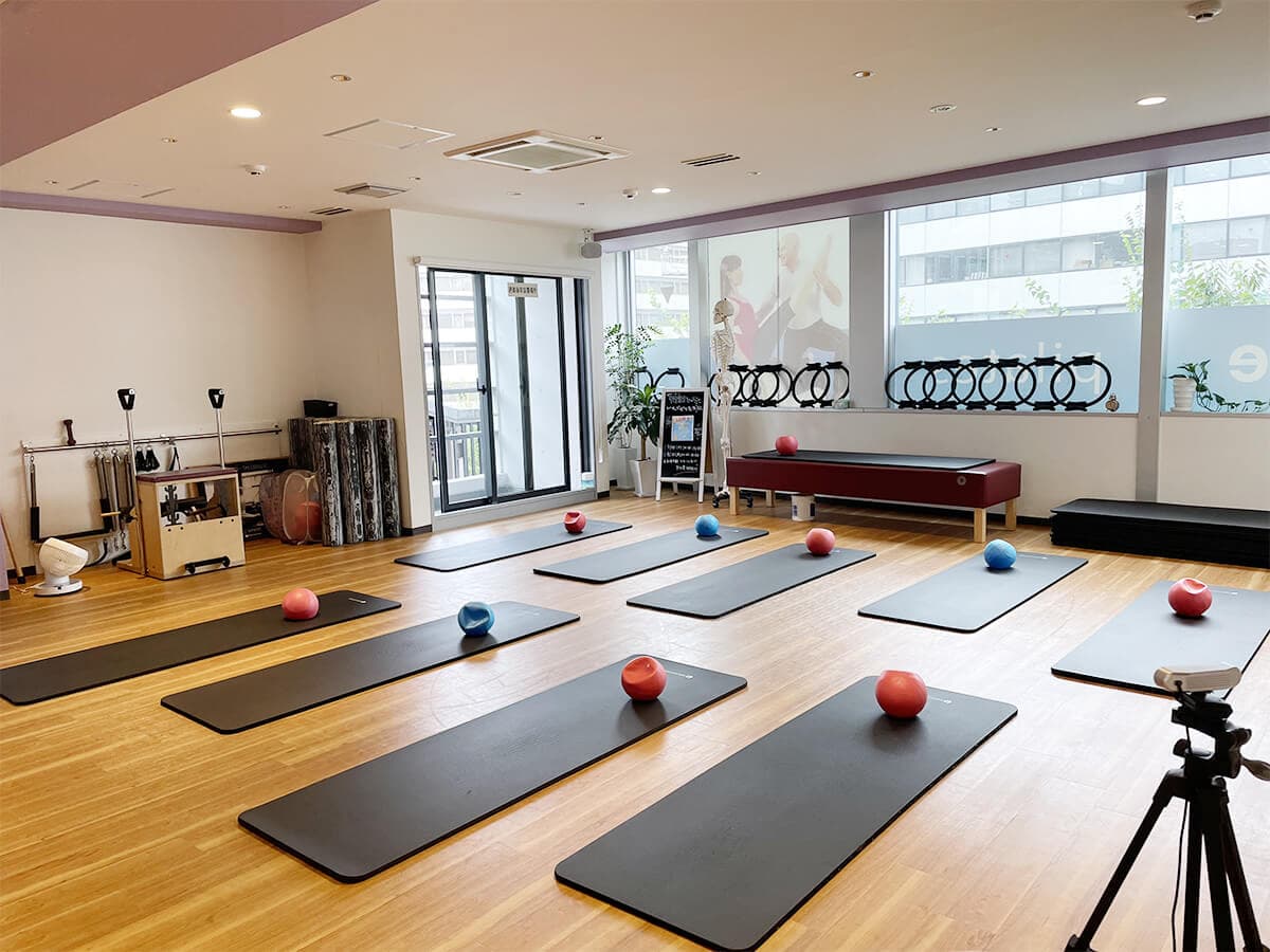 zen place pilates ピラティス 南森町スタジオ