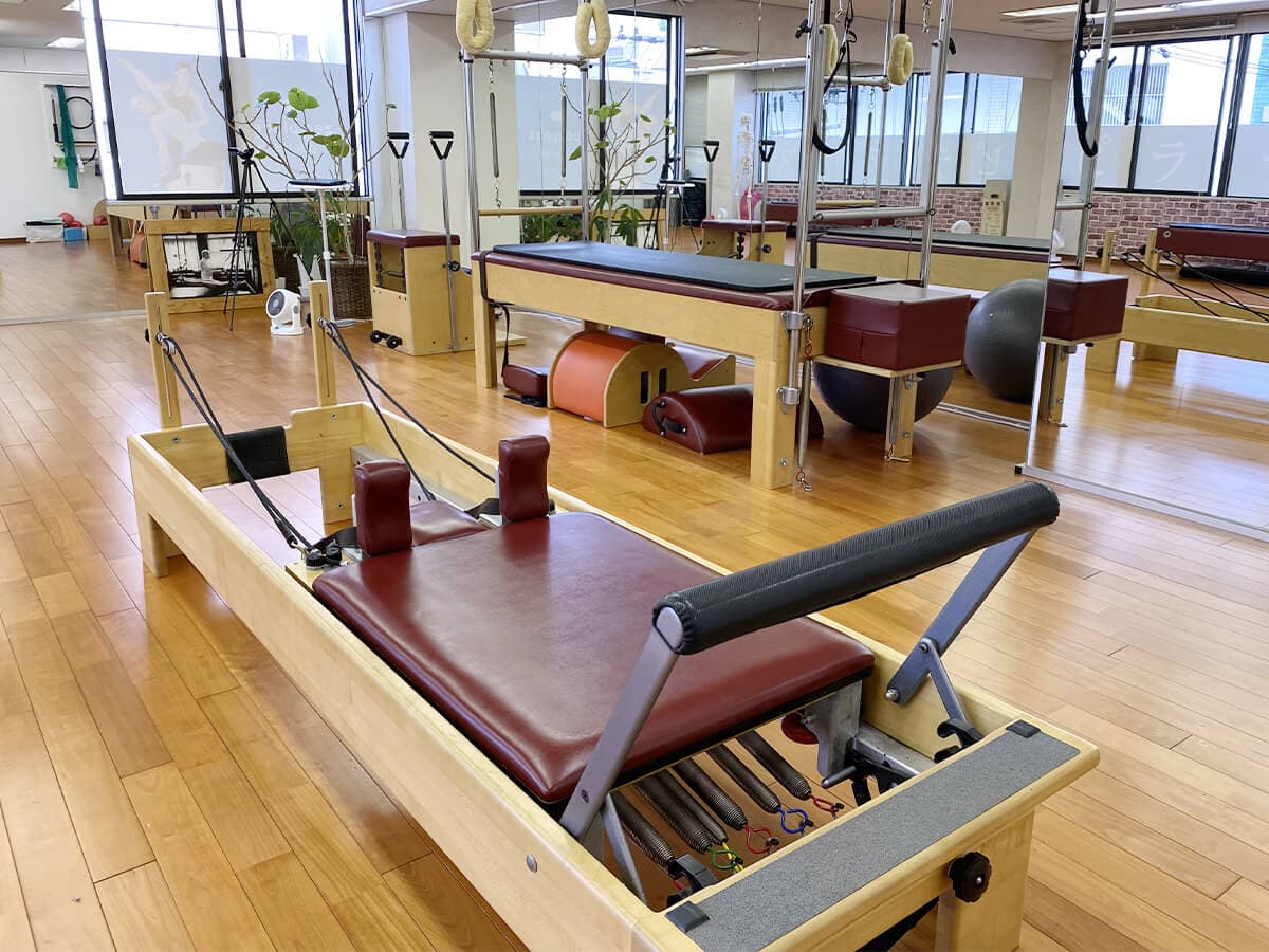 zen place pilates ピラティス 高槻スタジオ 店舗写真 3