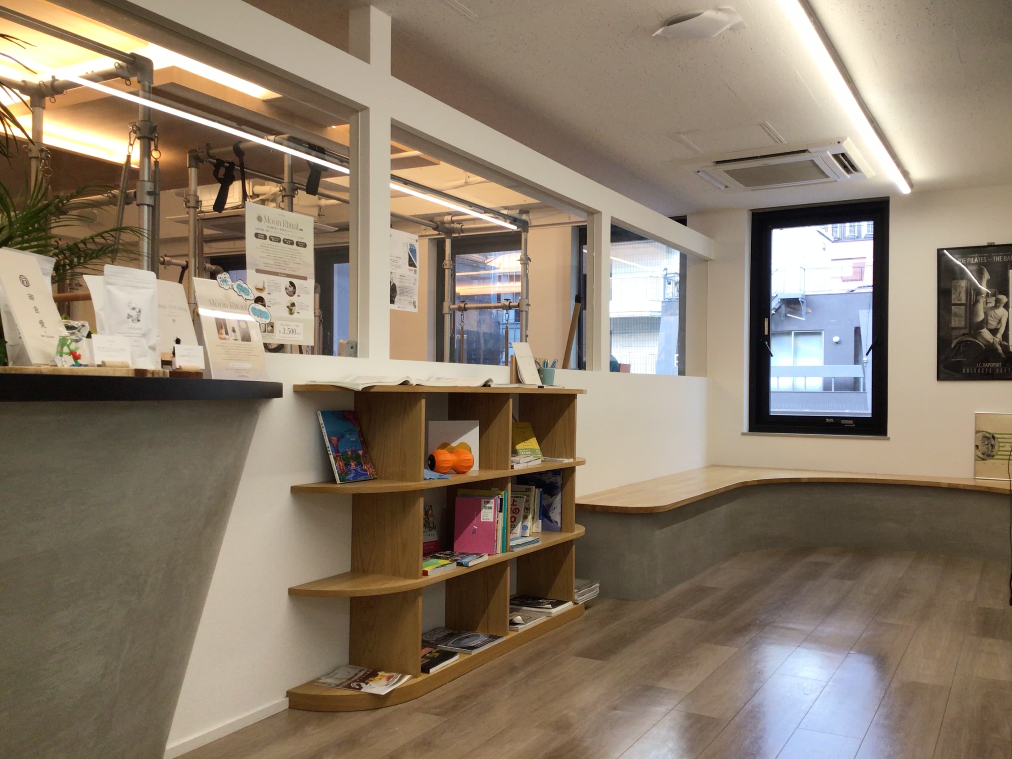 zen place pilates ピラティス 八重洲スタジオ 店舗写真 4