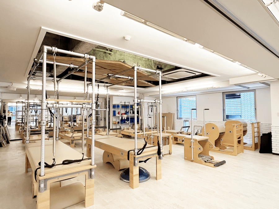 zen place pilates ピラティス 銀座二丁目スタジオ