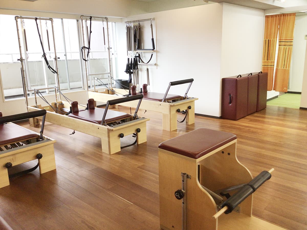 zen place pilates ピラティス 上野スタジオ