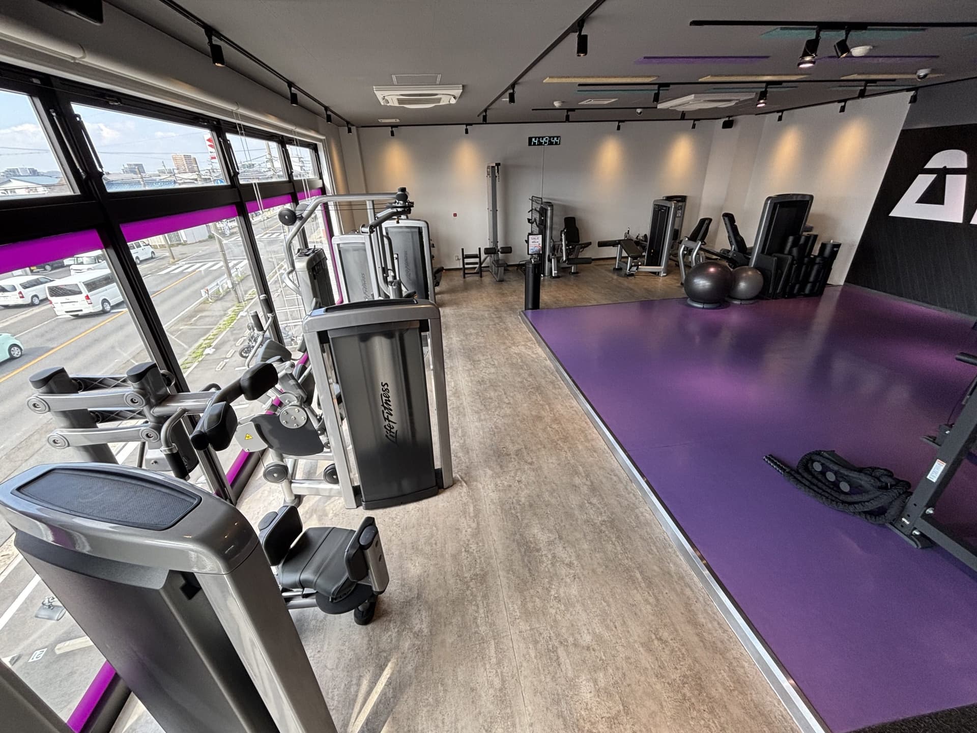 Anytime Fitness 四日市富田店的设施照片